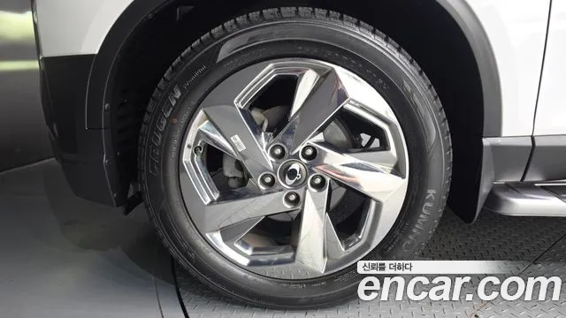 KG_Mobility_Ssangyong Rexton 2023 thumb 5