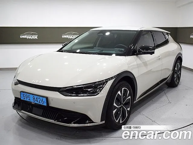 Kia EV6 2022 thumb 11