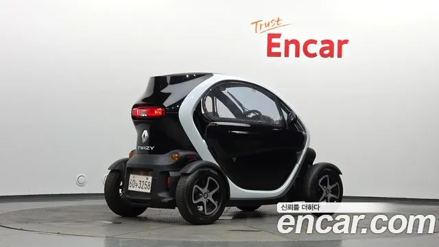 Renault Twizy 2017 thumb 2