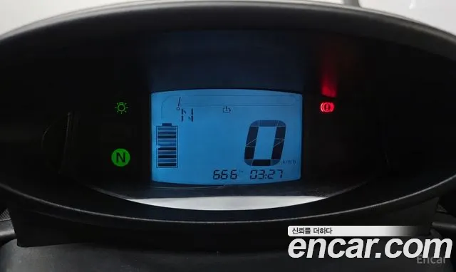 Renault Twizy 2017 thumb 7
