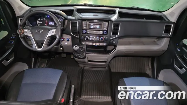 Hyundai Staria 2015 thumb 7