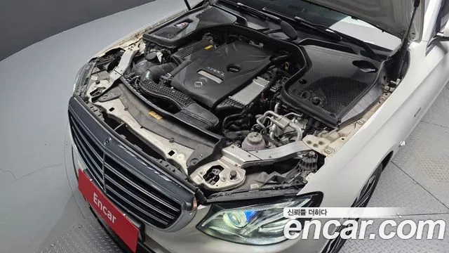Mercedes-Benz E-Класс 2019 thumb 6