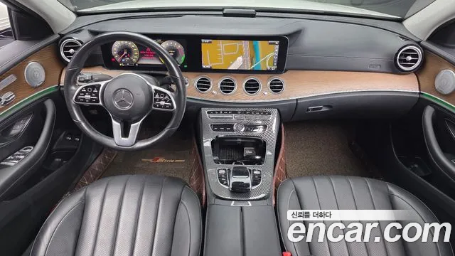 Mercedes-Benz E-Класс 2019 thumb 7