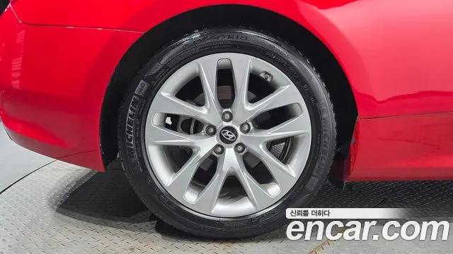 Hyundai Genesis 2013 thumb 5