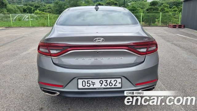 Hyundai Grandeur 2017 thumb 4
