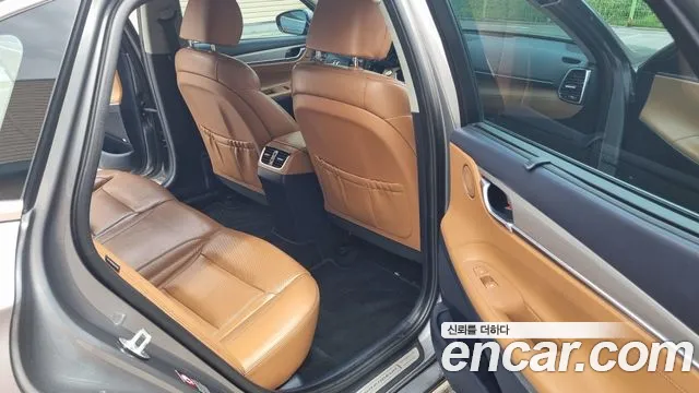 Hyundai Grandeur 2017 thumb 10