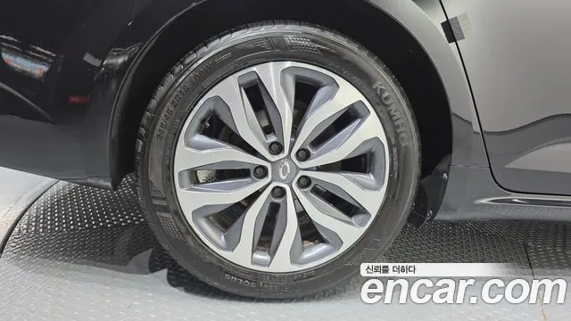 Renault Megane 2017 thumb 4