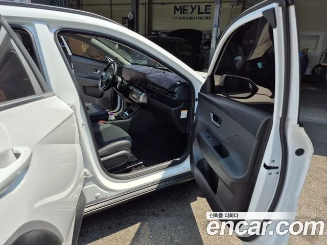 Hyundai Kona 2025 thumb 3