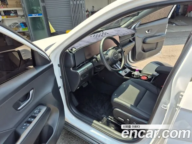 Hyundai Kona 2025 thumb 4