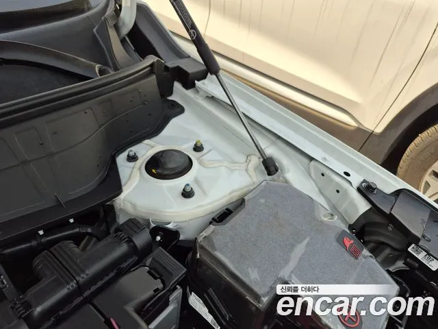 Hyundai Kona 2025 thumb 5