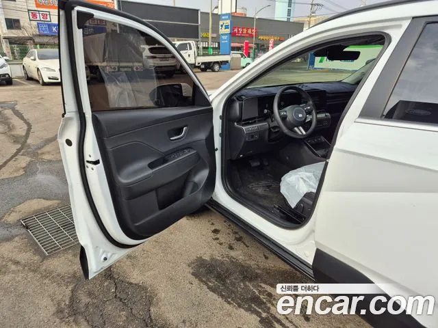 Hyundai Kona 2025 thumb 9