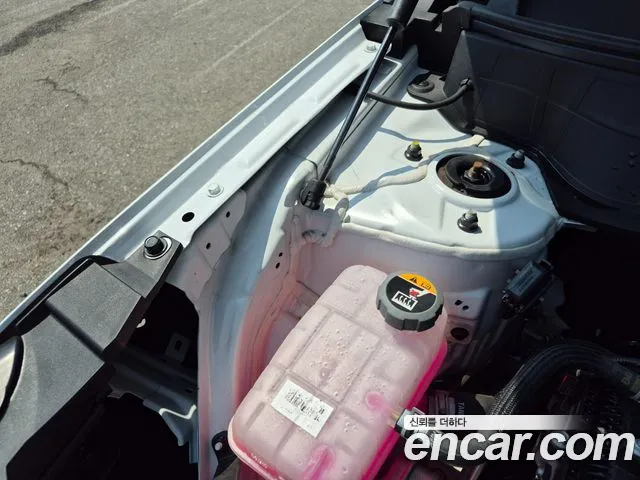 Hyundai Kona 2025 thumb 11