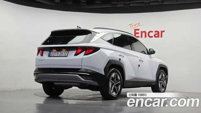 Hyundai Tucson 2024 thumb 2