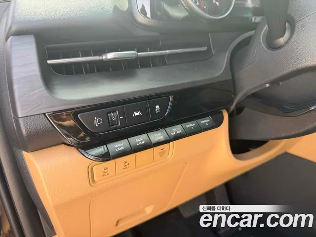 Kia Carnival 2023 thumb 7