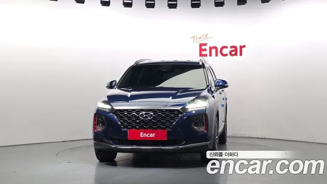 Hyundai Santa Fe 2018 thumb 3