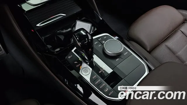 BMW X4 2022 thumb 9