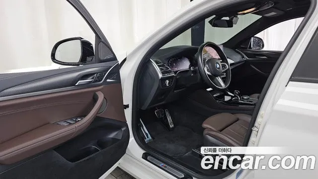 BMW X4 2022 thumb 10