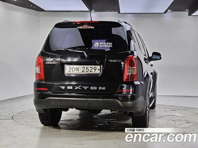 KG_Mobility_Ssangyong Rexton 2013 thumb 3