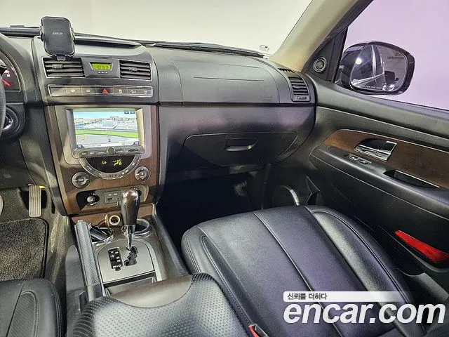 KG_Mobility_Ssangyong Rexton 2013 thumb 10