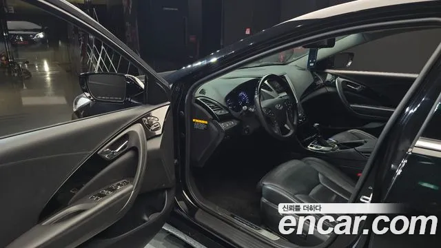 Hyundai Grandeur 2012 thumb 10