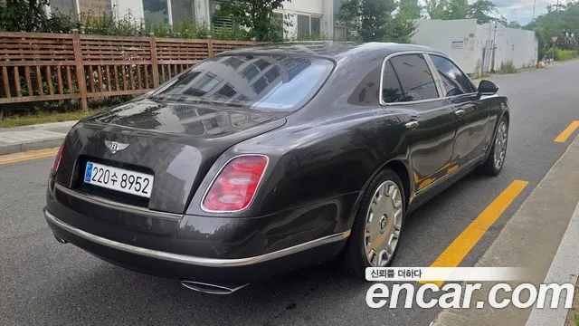 Bentley Mulsanne 2014 thumb 4