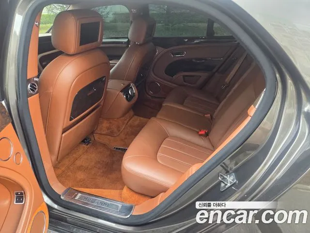 Bentley Mulsanne 2014 thumb 6
