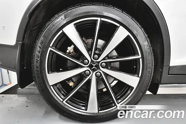 Polestar 2 2022 thumb 6