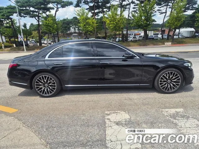Mercedes-Benz S-Класс 2025 thumb 3