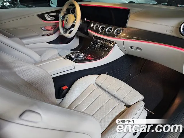 Mercedes-Benz E-Класс 2017 thumb 9