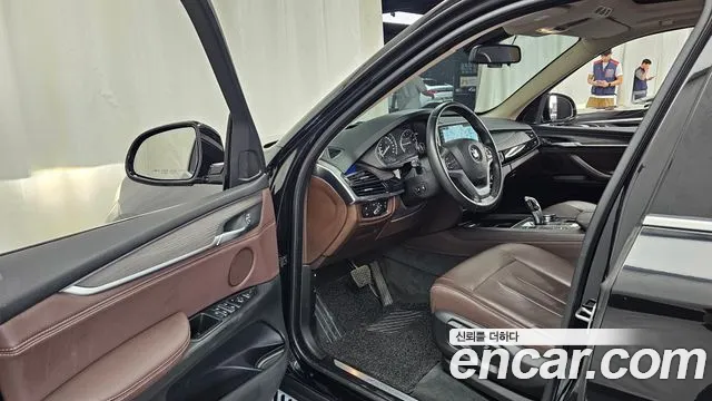 BMW X5 2018 thumb 10