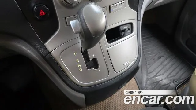 Hyundai Starex 2012 thumb 9