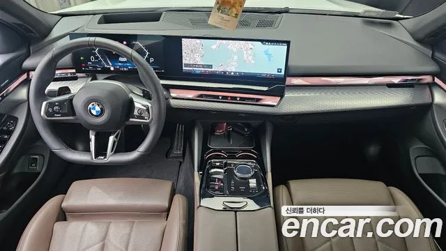 BMW 5 серии 2025 thumb 7