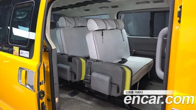 Hyundai Starex 2018 thumb 12