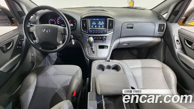 Hyundai Starex 2020 thumb 7