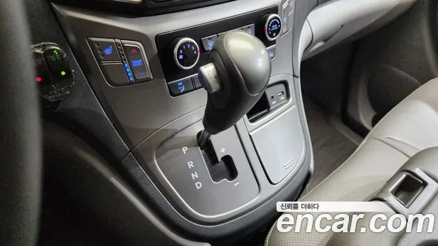 Hyundai Starex 2020 thumb 9