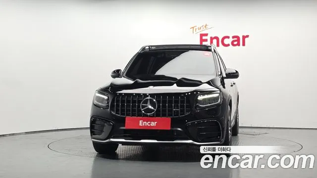 Mercedes-Benz GLB 2025 thumb 3