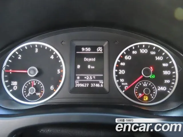 Volkswagen Tiguan 2015 thumb 8