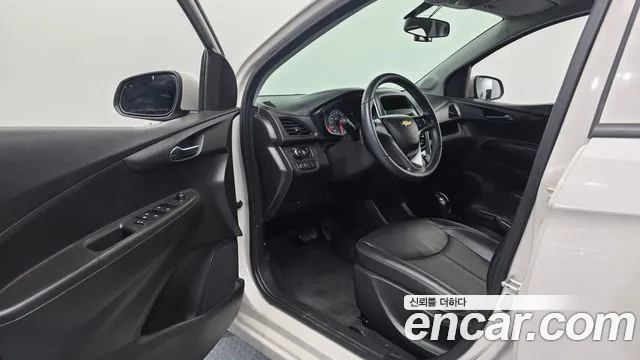 Chevrolet Spark 2017 thumb 11