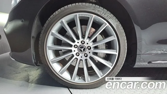 Mercedes-Benz S-Класс 2018 thumb 5