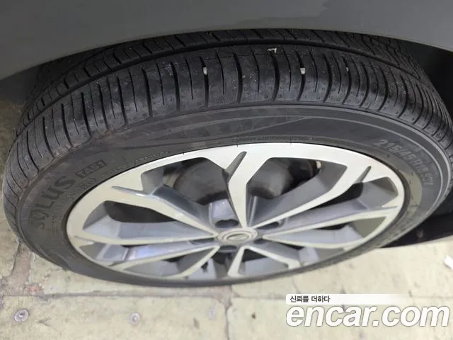 KG_Mobility_Ssangyong TIBOLI 2017 thumb 7