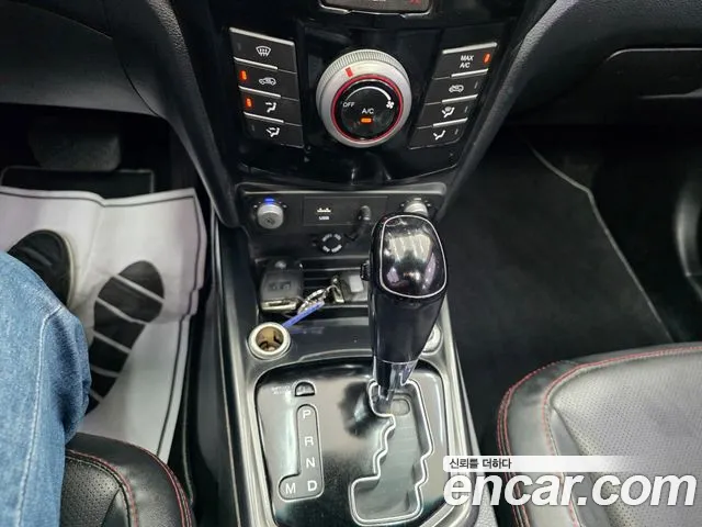 KG_Mobility_Ssangyong TIBOLI 2017 thumb 10