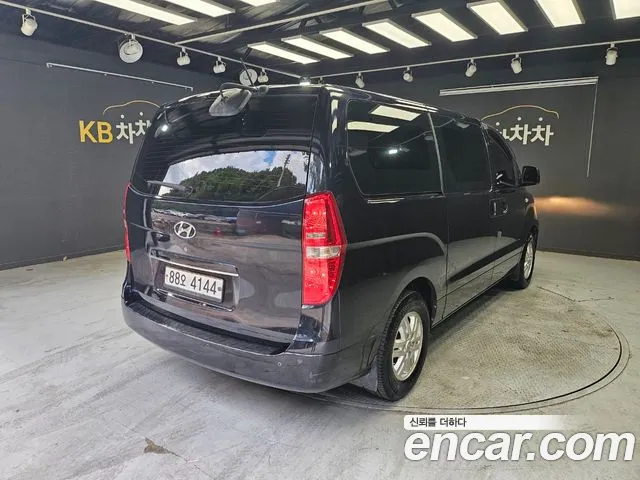 Hyundai Starex 2019 thumb 2