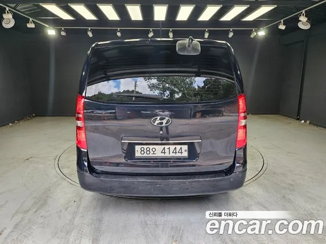 Hyundai Starex 2019 thumb 4