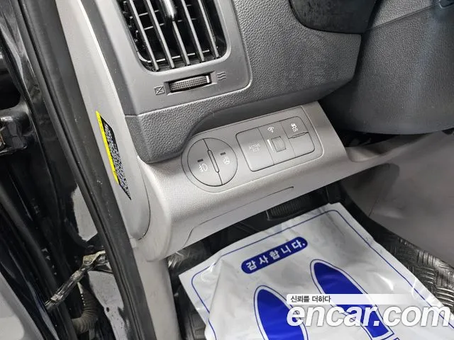 Hyundai Starex 2019 thumb 10
