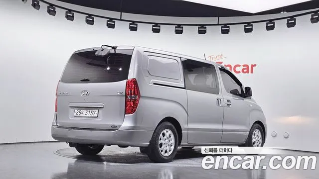 Hyundai Starex 2013 thumb 2