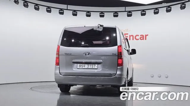 Hyundai Starex 2013 thumb 4