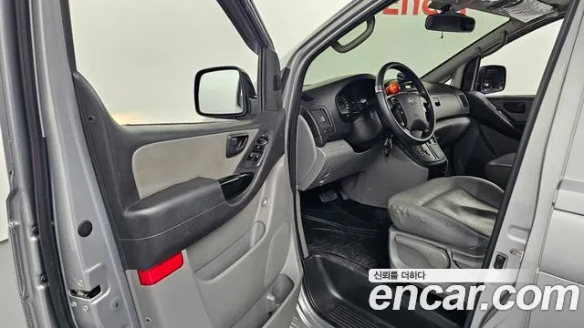 Hyundai Starex 2013 thumb 10