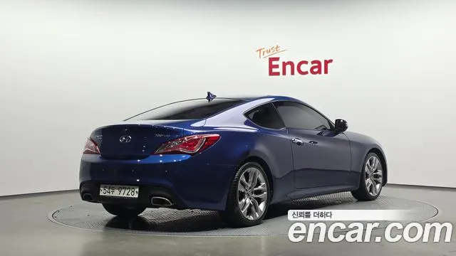 Hyundai Genesis 2015 thumb 2