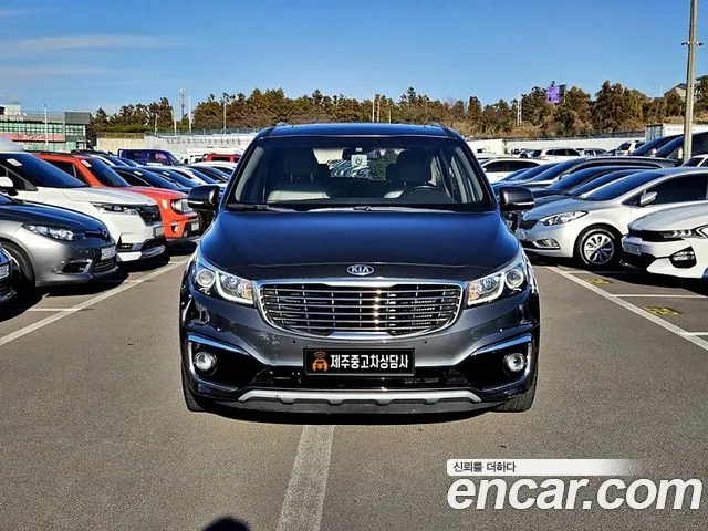 Kia Carnival 2017 thumb 5