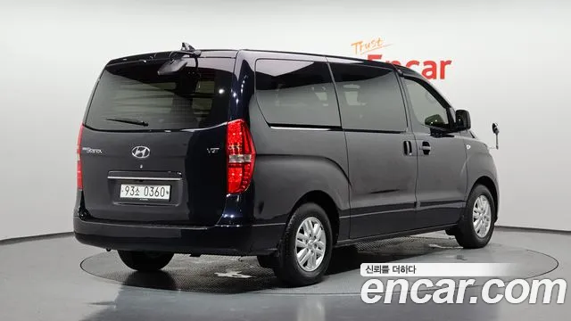 Hyundai Starex 2019 thumb 2